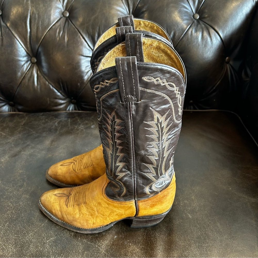 Tony Lama Menβs Brown and Tan Cowboy size 7.5D (Standard Width) - Picture 3 of 10